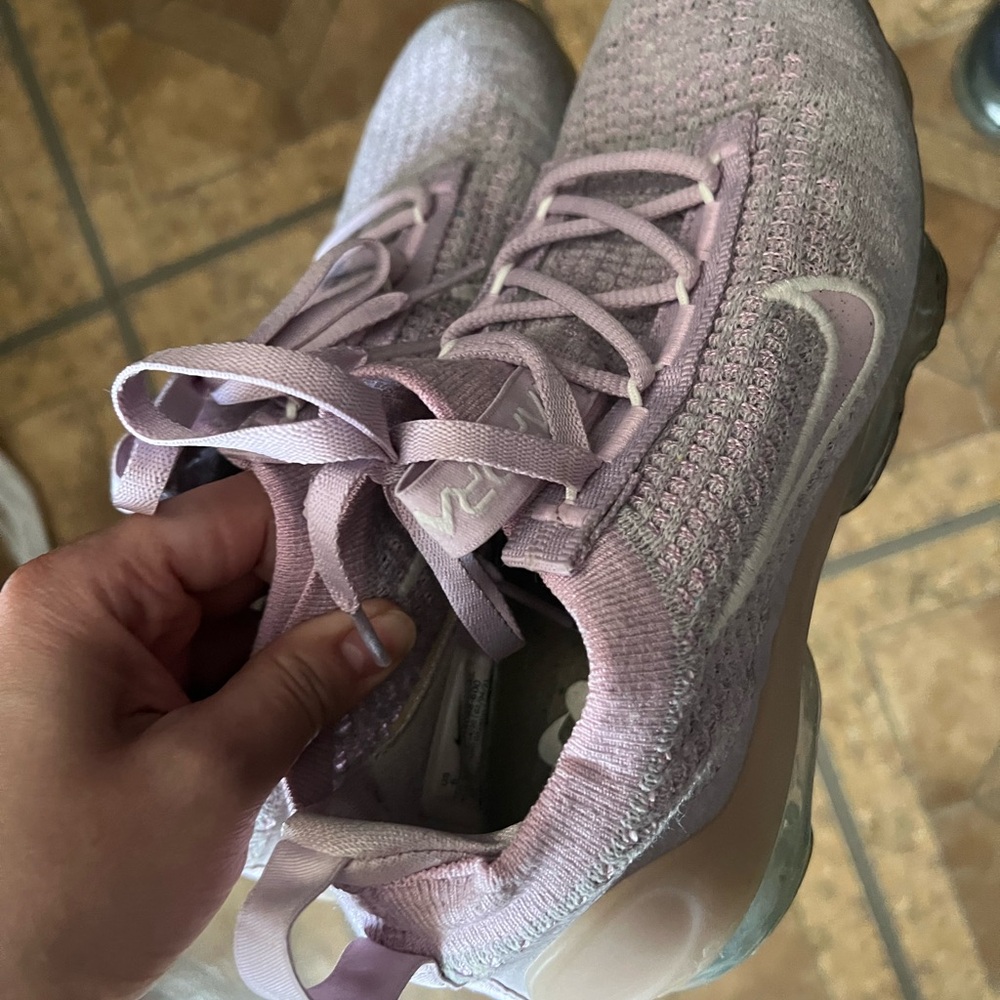 Women’s Size 6 Nike Vapormax Lilac